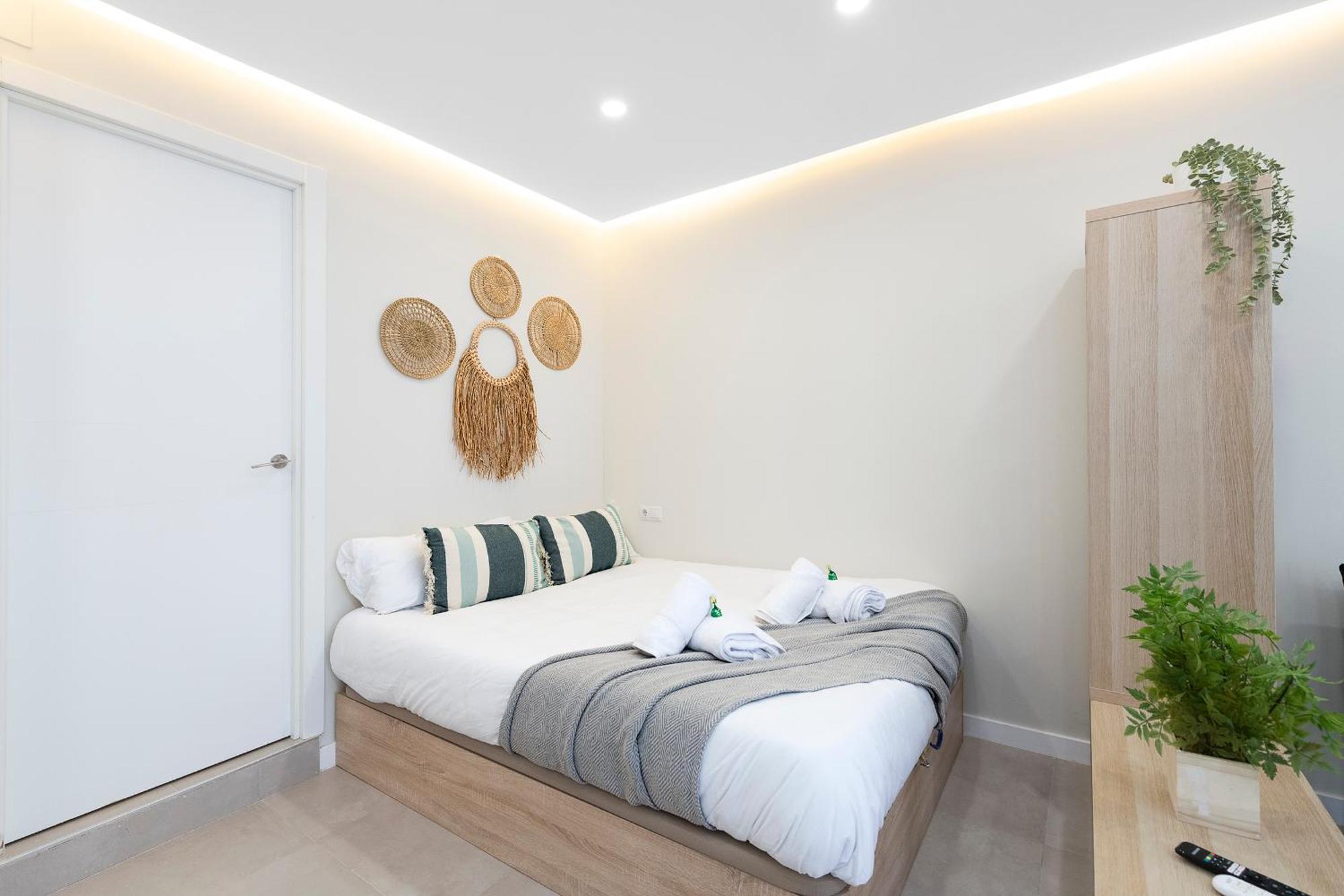 Exclusive Apartment Jacuzzi Малага Экстерьер фото