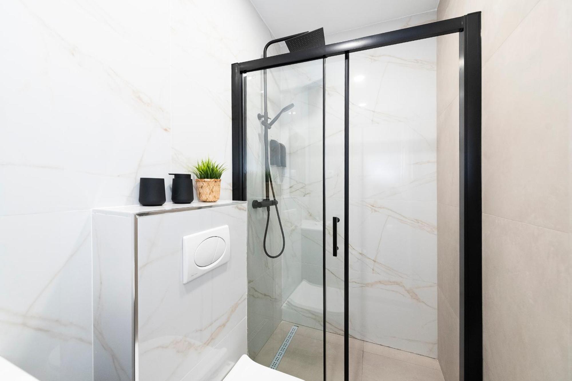 Exclusive Apartment Jacuzzi Малага Экстерьер фото