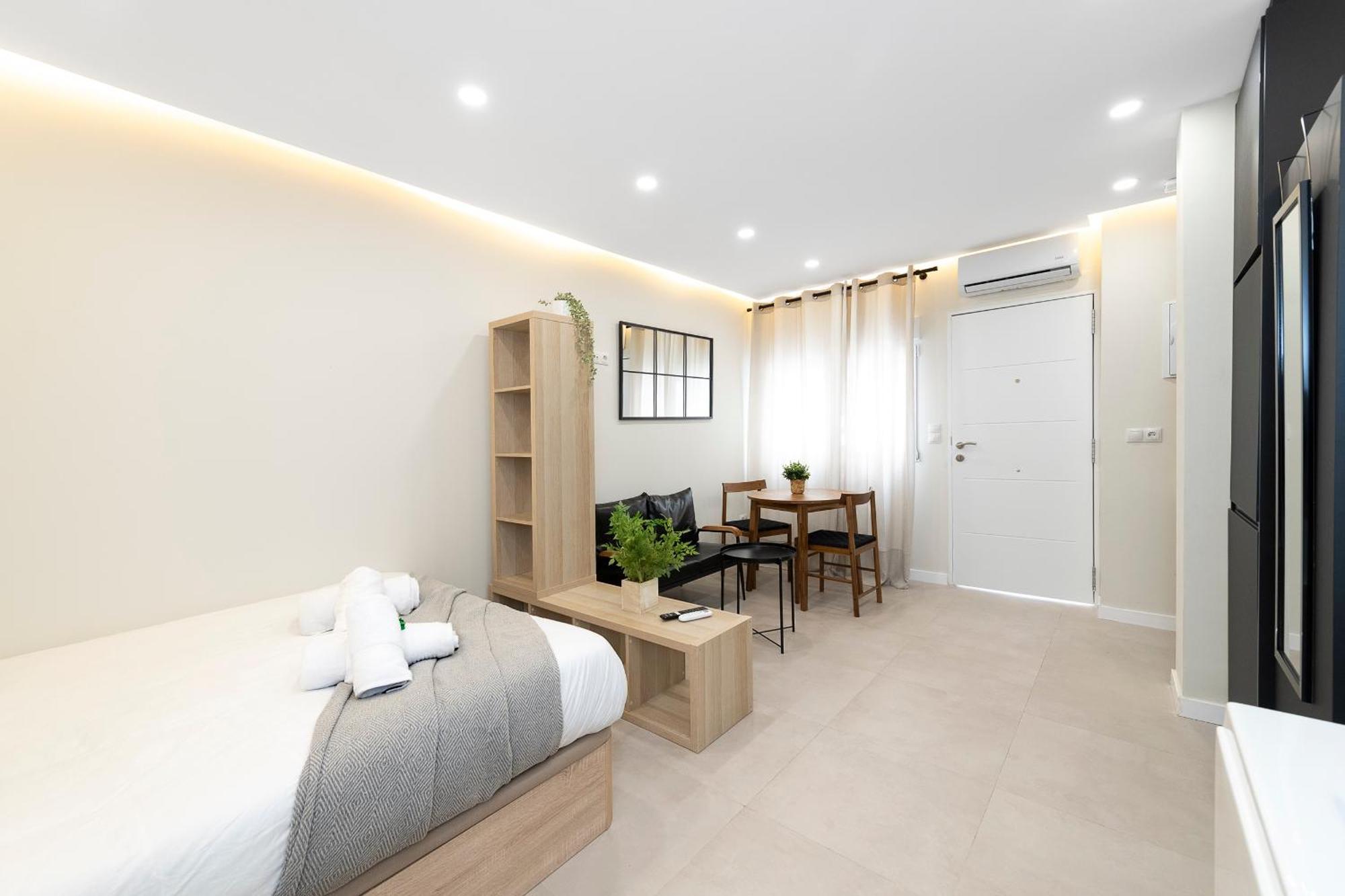 Exclusive Apartment Jacuzzi Малага Экстерьер фото